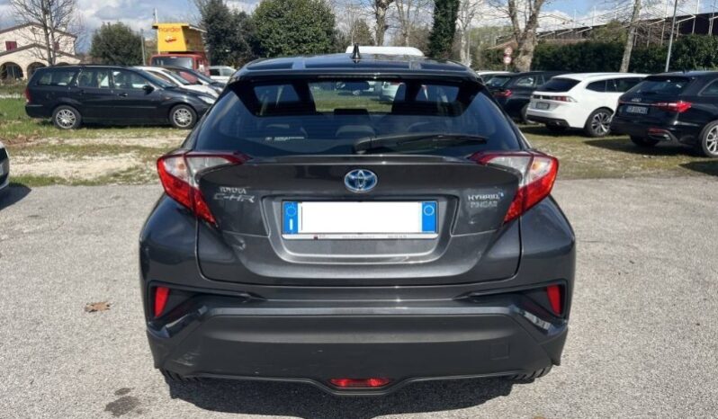 
								Toyota CH-R 2018 full									