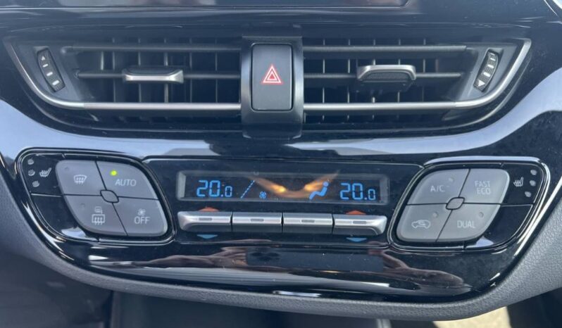 
								Toyota CH-R 2018 full									