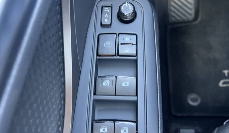 
								Toyota CH-R 2018 full									