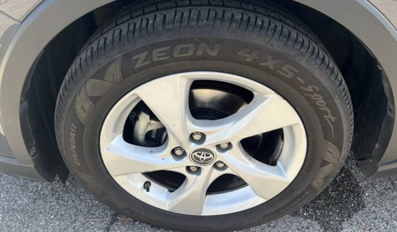 
								Toyota CH-R 2018 full									