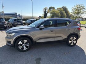 Volvo XC40 2021