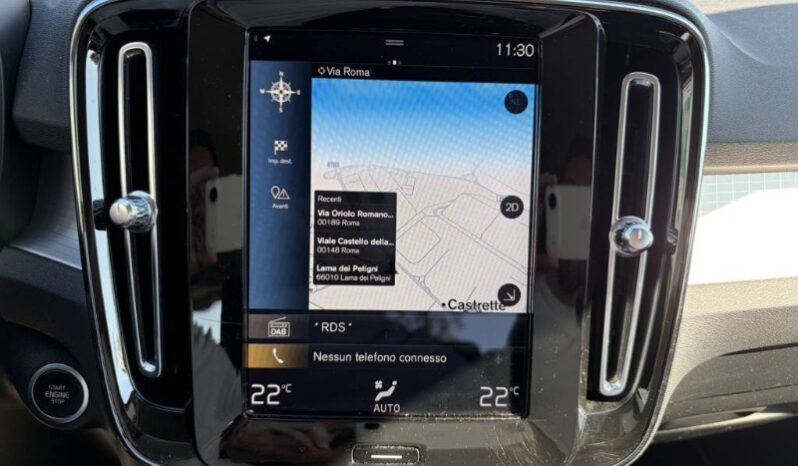 
								Volvo XC40 2021 full									