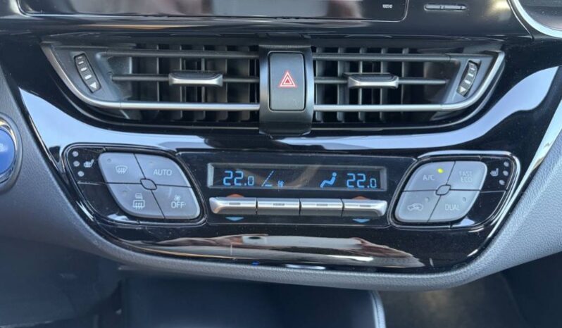 
								Toyota CH-R 2019 full									