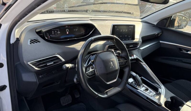 
								Peugeot 3008 2019 full									