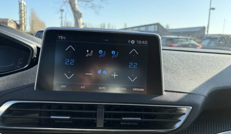 
								Peugeot 3008 2019 full									