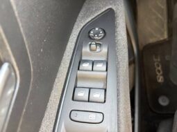 
										Peugeot 3008 2019 full									