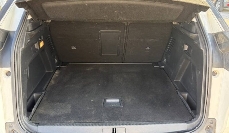 
								Peugeot 3008 2019 full									