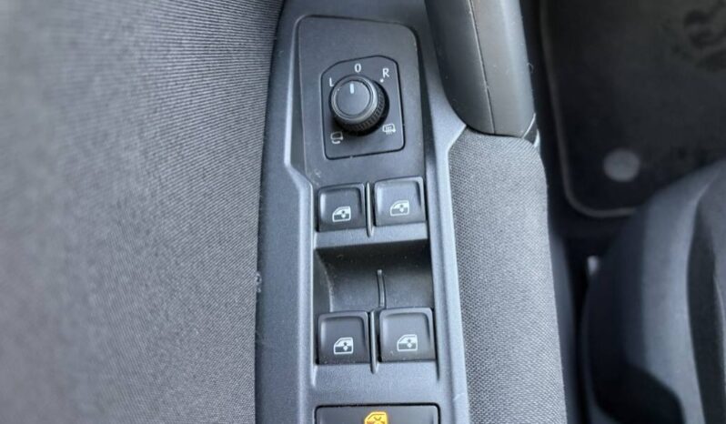 
								Volkswagen Tiguan 2021 full									