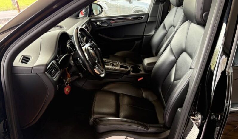 
								Porsche Macan 2017 full									