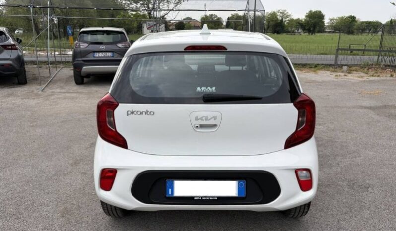 
								Kia Picanto 2022 full									