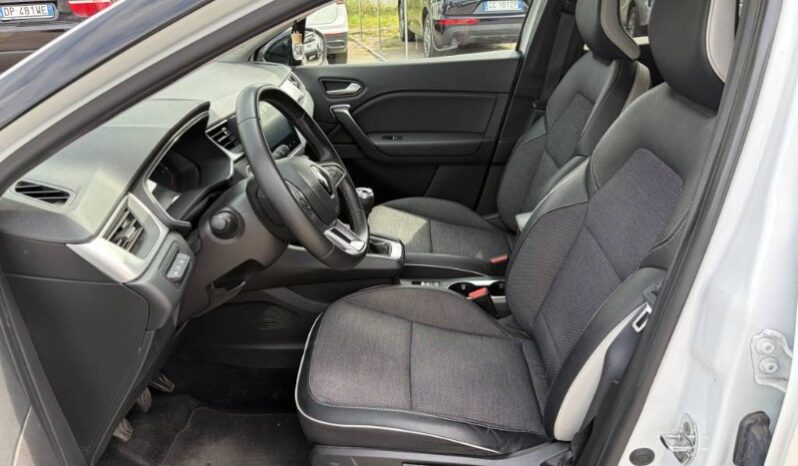
								Renault Captur 2021 full									