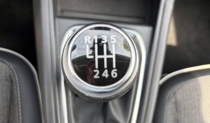 
								Renault Captur 2021 full									