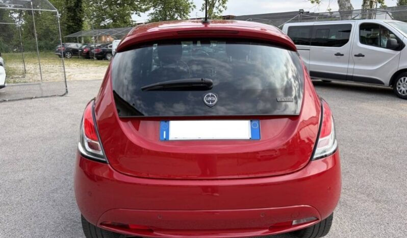 
								Lancia Ypsilon 2020 full									