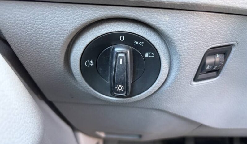 
								Volkswagen Krafter 2018 full									