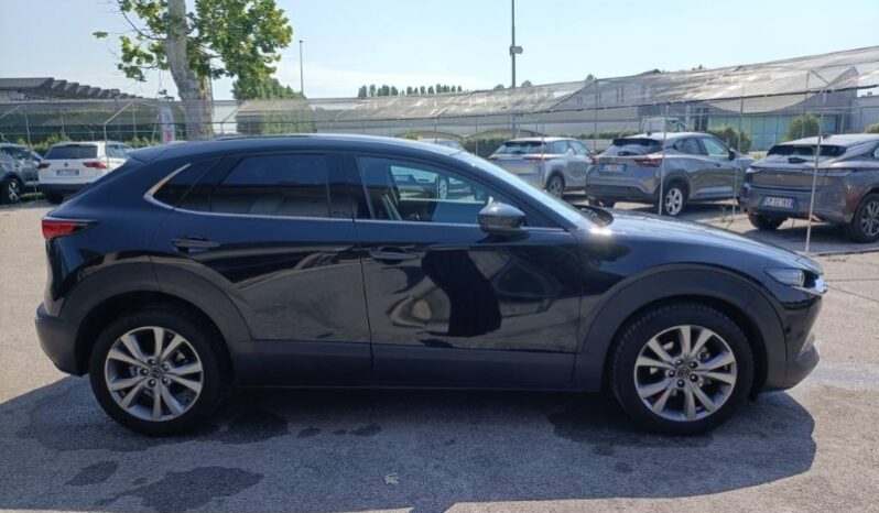 
								Mazda CX-30 2023 full									