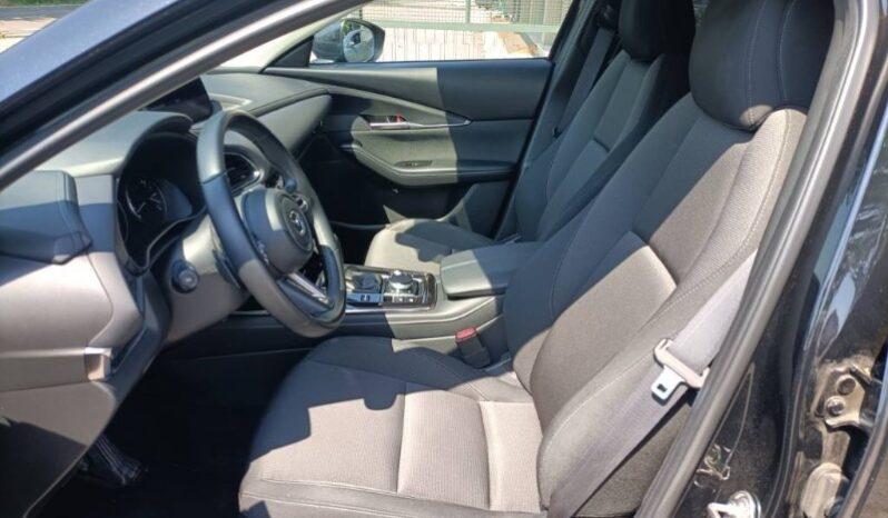 
								Mazda CX-30 2023 full									