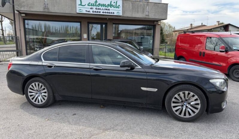 
								BMW 730 2012 full									
