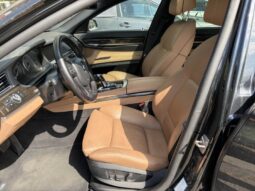 
										BMW 730 2012 full									